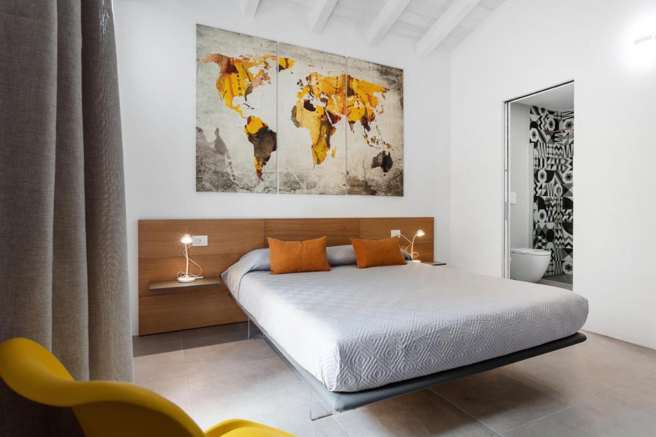 Double D House Panzió Olbia Kültér fotó