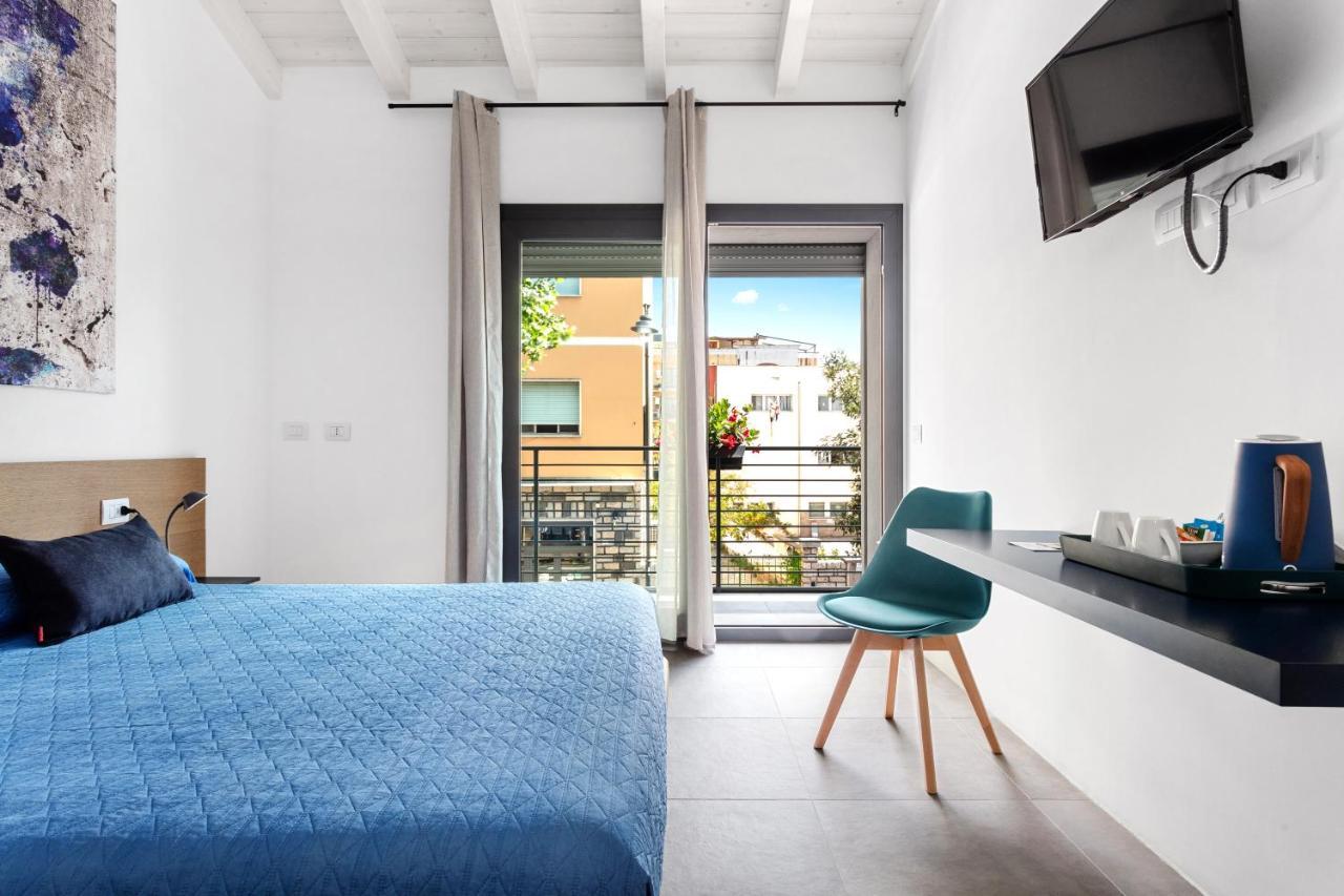 Double D House Panzió Olbia Kültér fotó