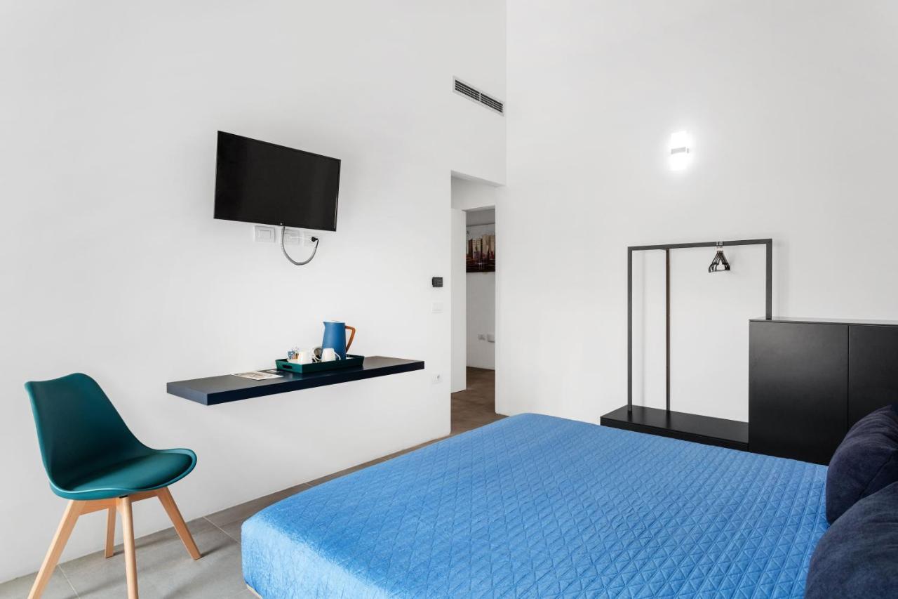 Double D House Panzió Olbia Kültér fotó
